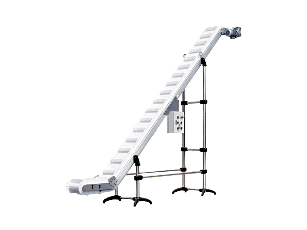 大傾角刮板提升機